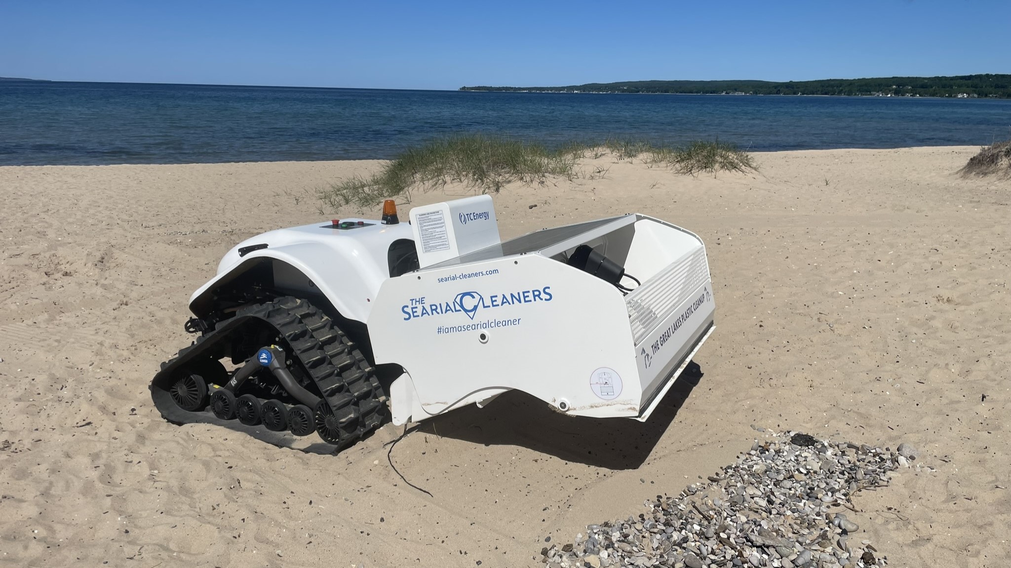 Bebot, the beach cleaning robot
